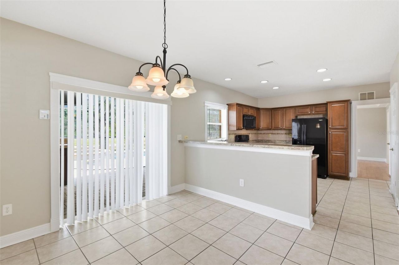 6409 Bridgecrest Drive , Lithia, FL 33547 Photo
