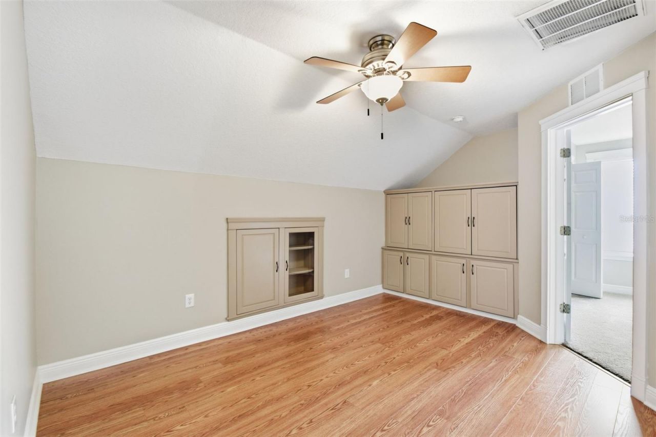 6409 Bridgecrest Drive , Lithia, FL 33547 Photo