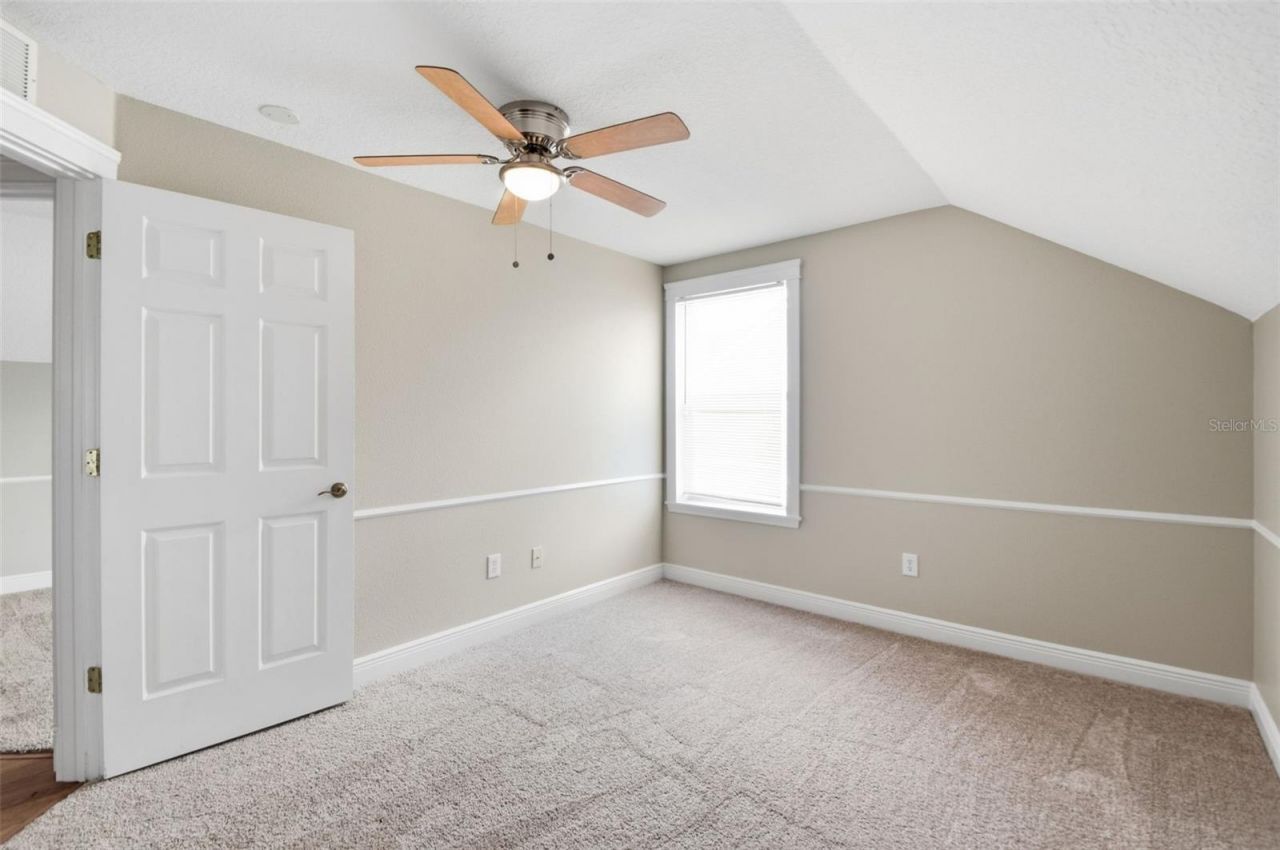 6409 Bridgecrest Drive , Lithia, FL 33547 Photo