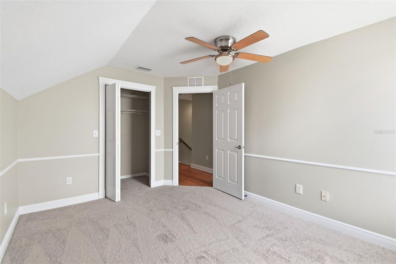 6409 Bridgecrest Drive , Lithia, FL 33547 Photo