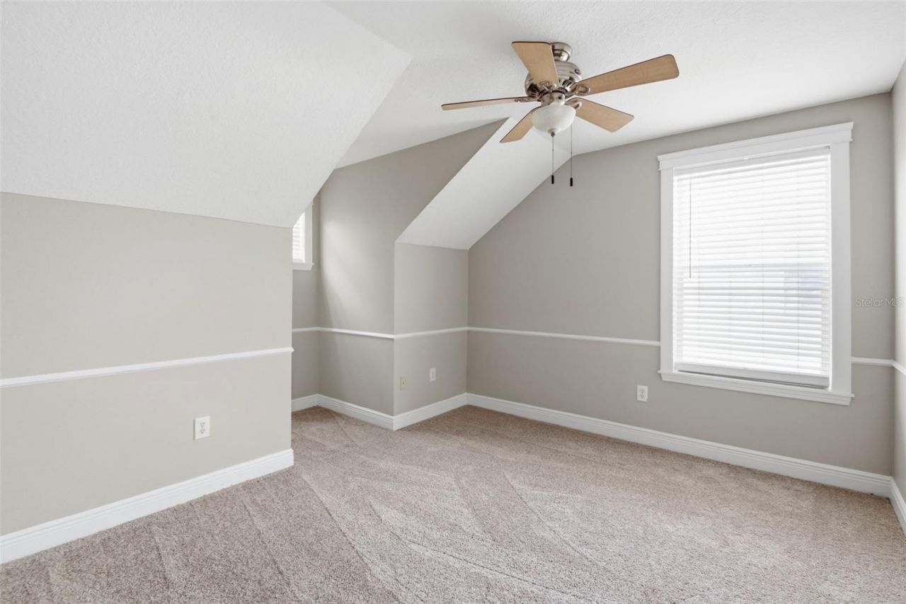6409 Bridgecrest Drive , Lithia, FL 33547 Photo