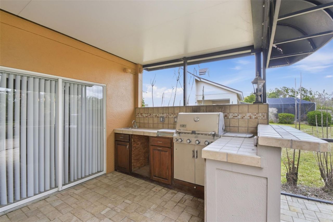 6409 Bridgecrest Drive , Lithia, FL 33547 Photo
