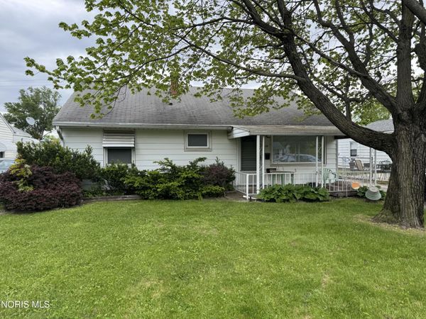 425 Southview Drive, Toledo, OH 43609