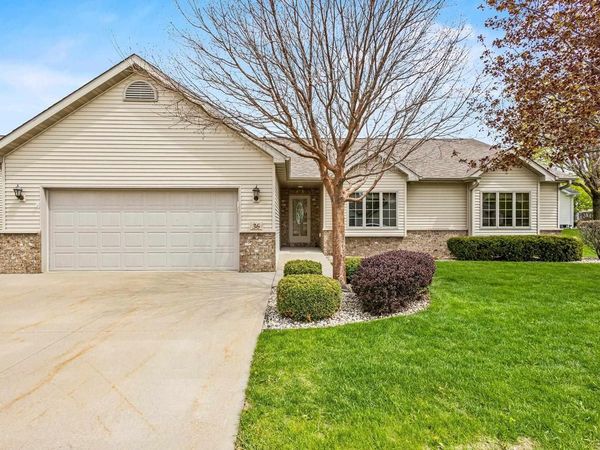 36 PENBROOK CIRCLE, Appleton, WI 54913