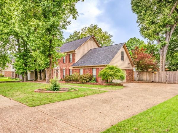 3769 OAK FOREST DR, Bartlett, TN 38135