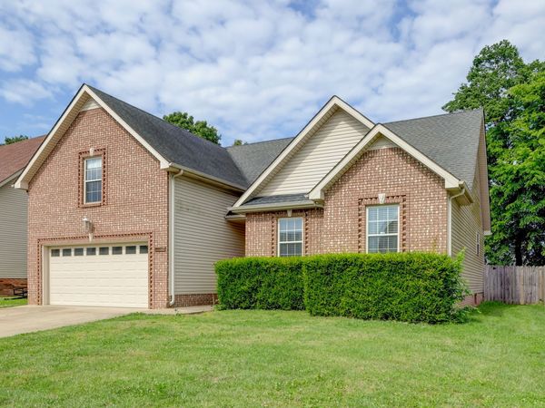 2924 Brewster Drive, Clarksville, TN 37042