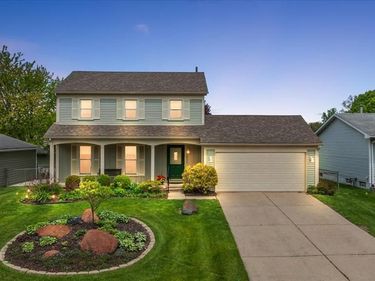2832 Warrior Drive, Wixom, MI 48393