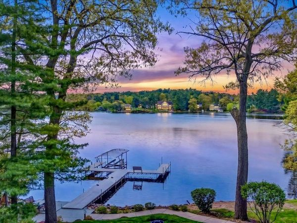 414 E Hiawatha Drive, Unit 103, Wisconsin Dells, WI 53965