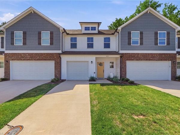 917 Cannon Crossing Circle , Greensboro, NC 27410