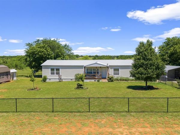 2412 State Highway 39 , Blanchard, OK 73010