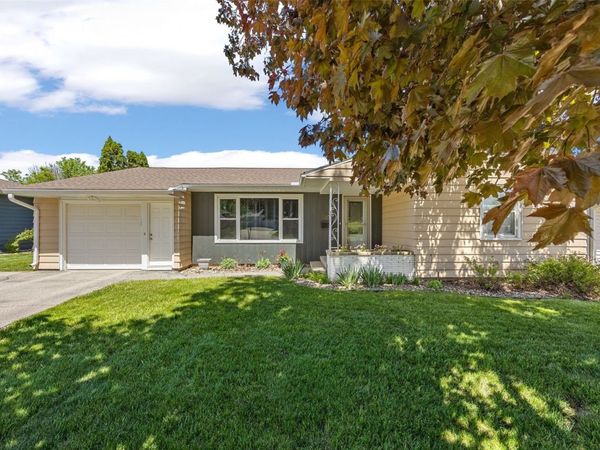 1214 Staub Court NE, Cedar Rapids, IA 52402