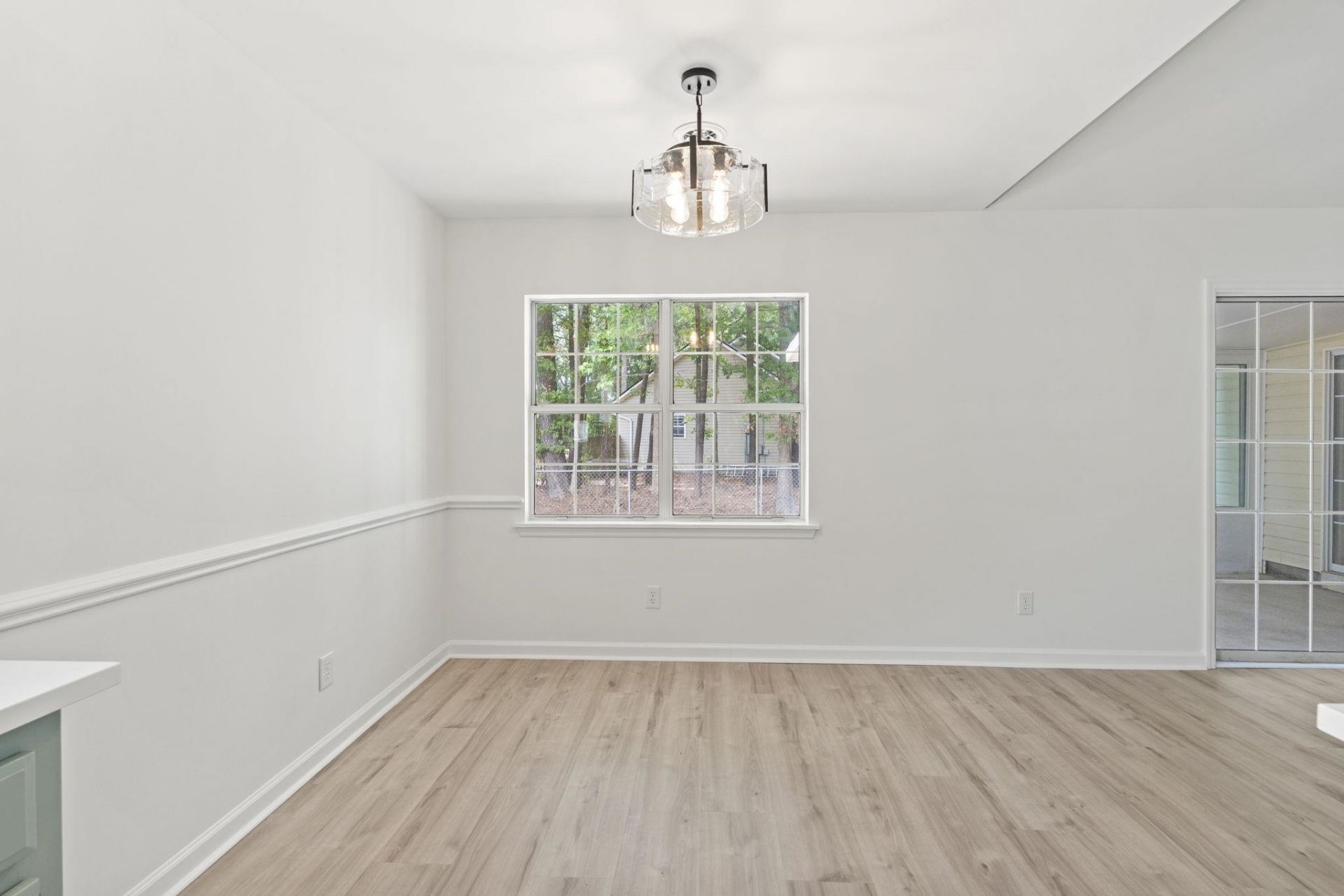 2847 Temperance Dr. Photo 13