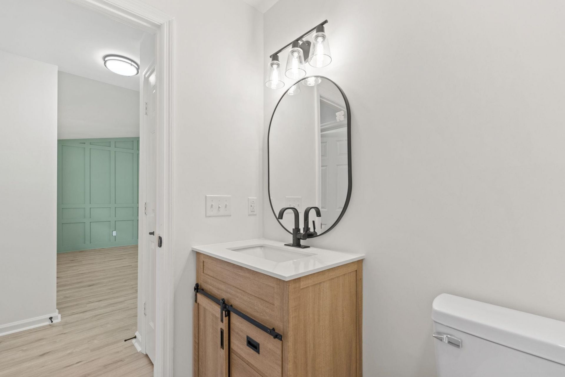 2847 Temperance Dr. Photo 32