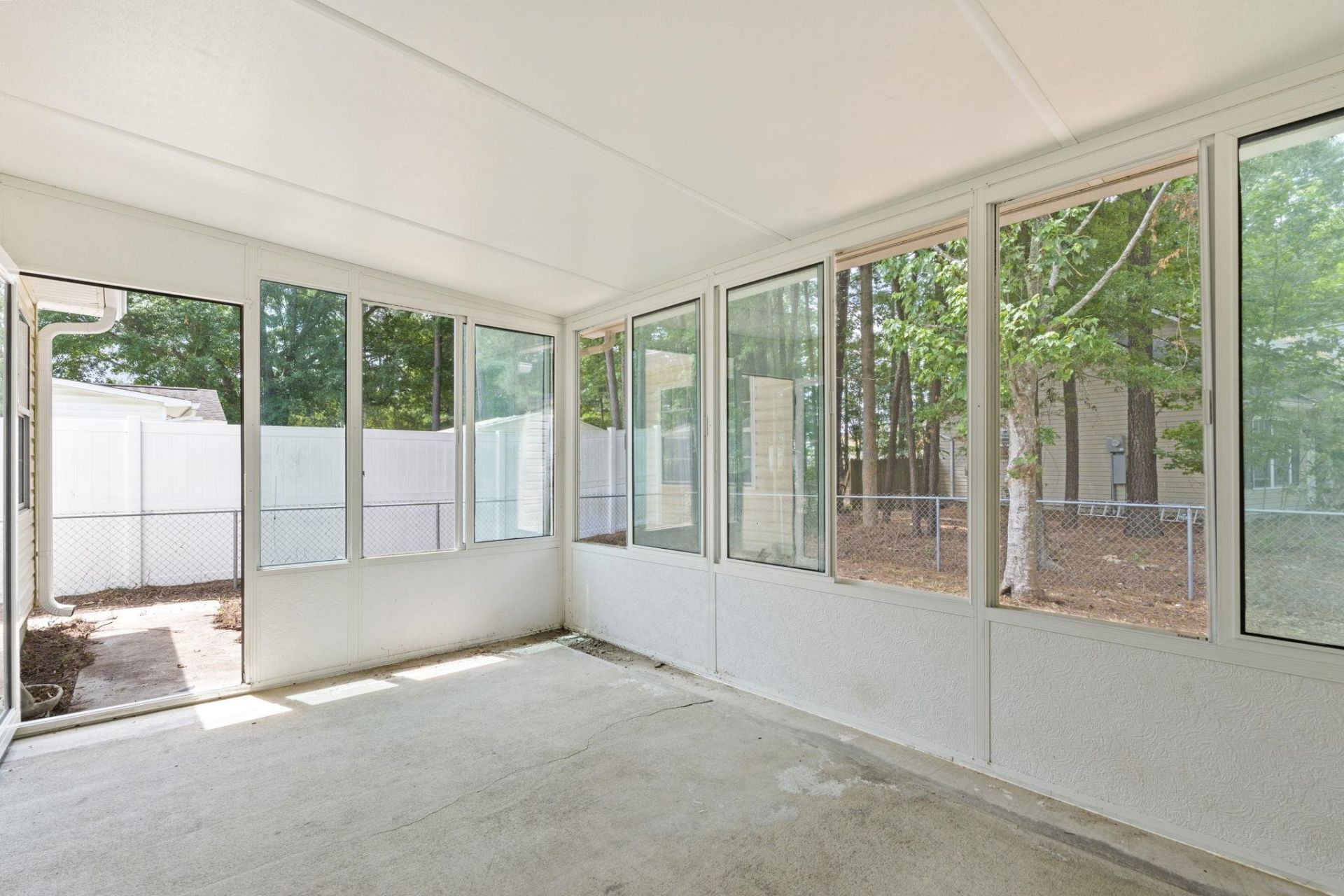 2847 Temperance Dr. Photo 36