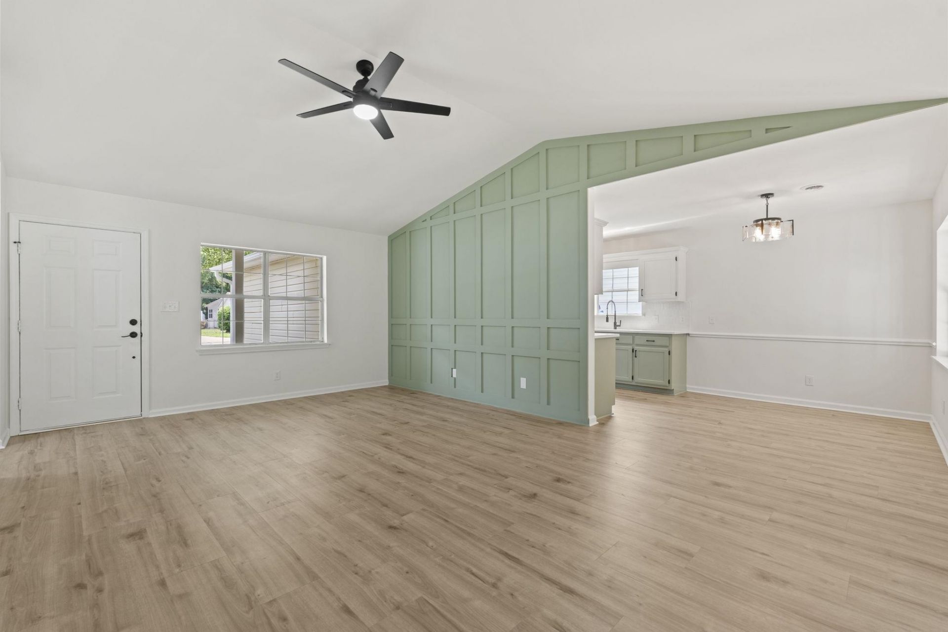 2847 Temperance Dr. Photo 5