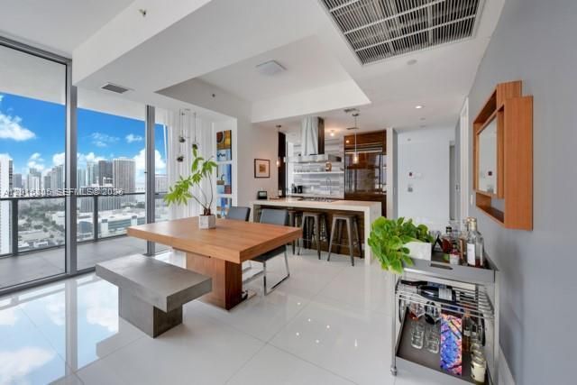 1100 Biscayne Blvd , Unit 3205, Miami, FL 33132 Photo