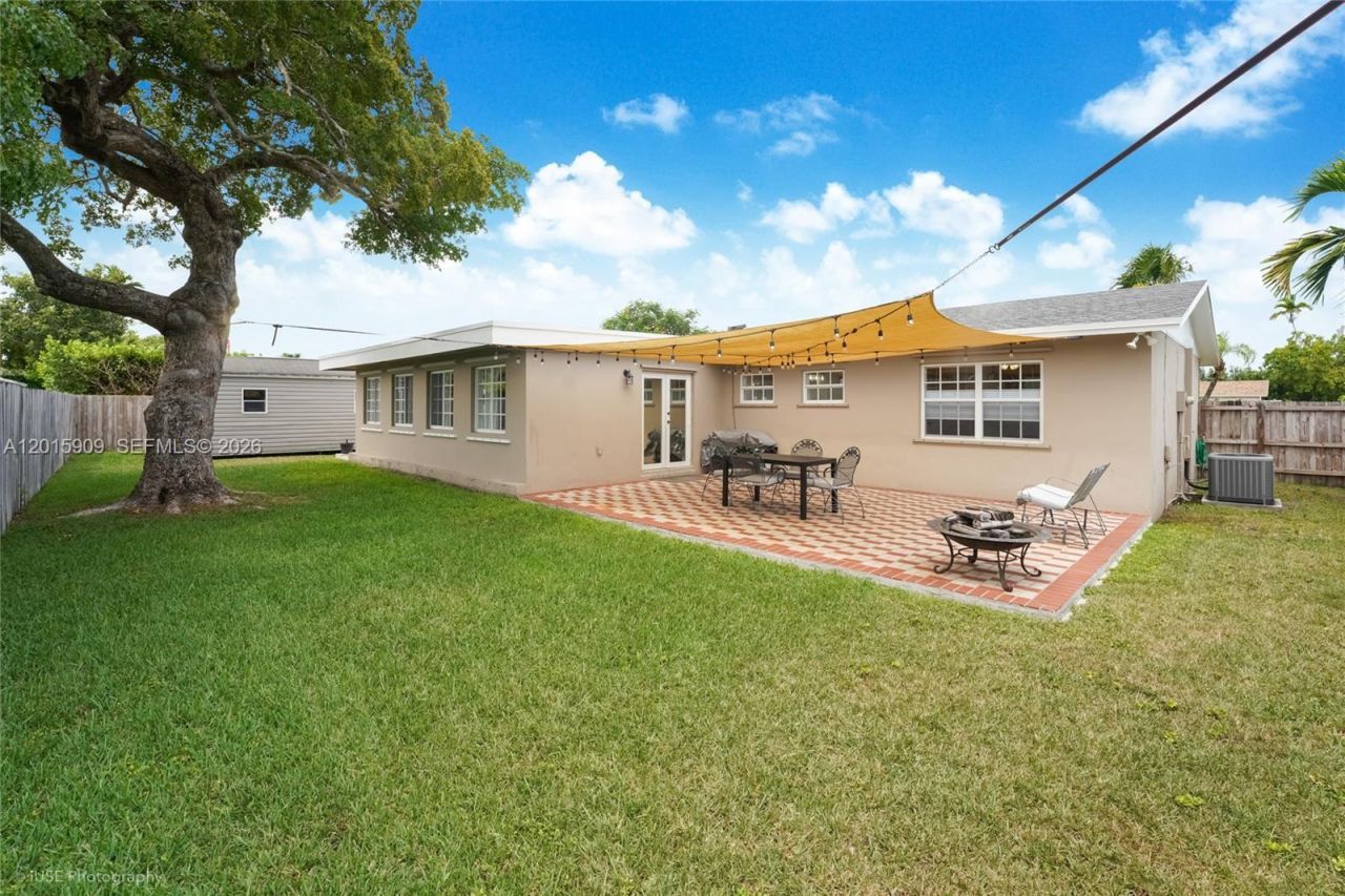 10460 SW 123rd Ct, Miami, FL 33186 Photo
