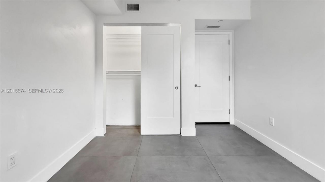 1536 NW 15th Ave, Unit 206, Miami, FL 33125 Photo