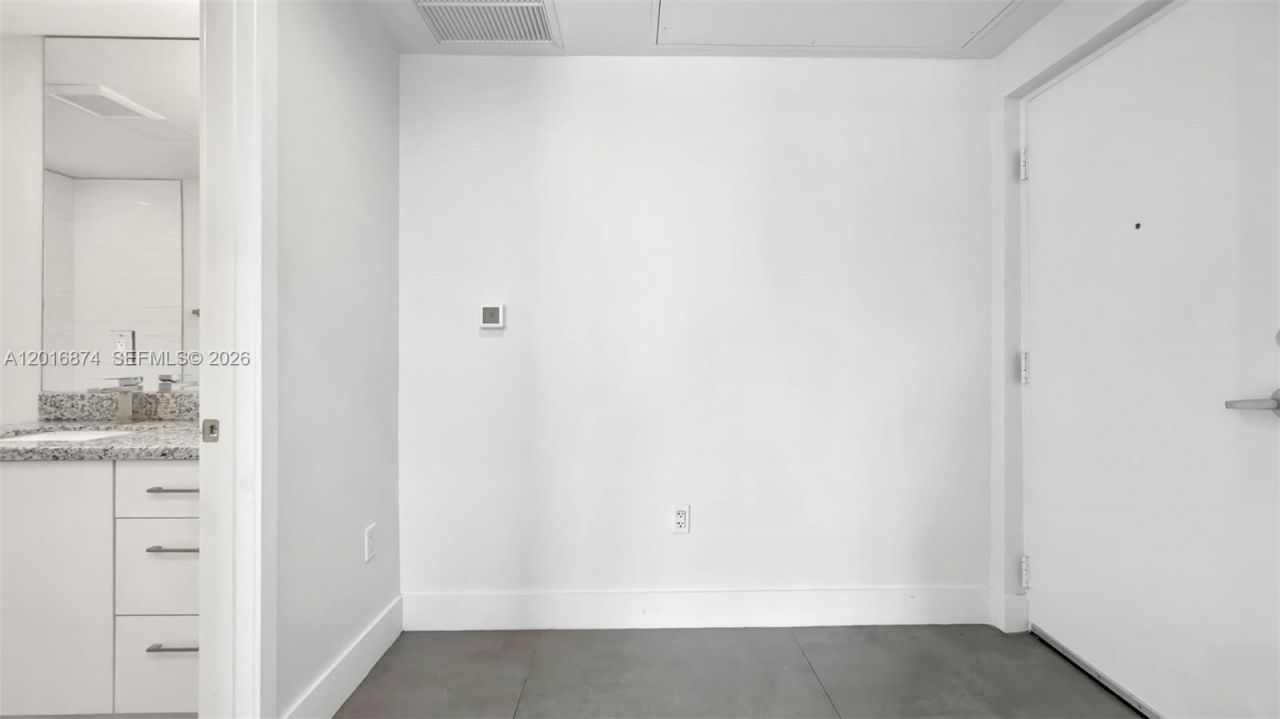 1536 NW 15th Ave, Unit 206, Miami, FL 33125 Photo