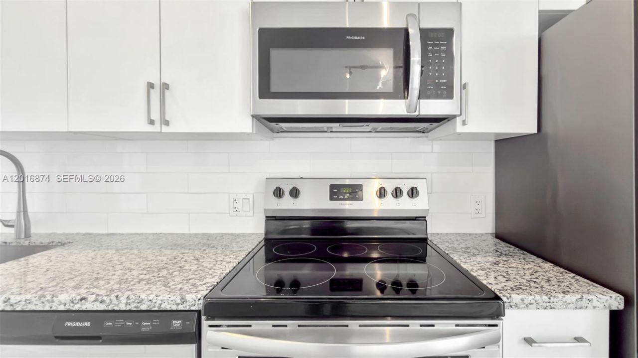 1536 NW 15th Ave, Unit 206, Miami, FL 33125 Photo