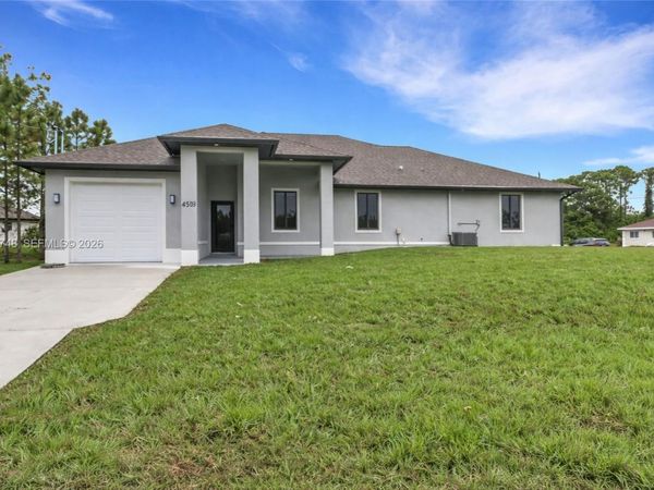 4501/4503 SW 15th ST , Lehigh Acres, FL 33973