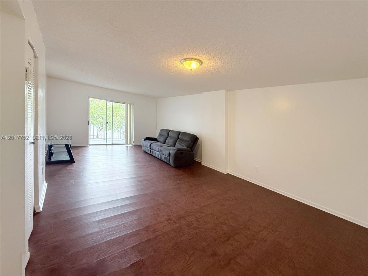 8260 SW 210th St , Unit 108, Cutler Bay, FL 33189 Photo