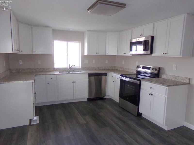 625 W Township Road 15, Old Fort, OH 44861 Photo 5