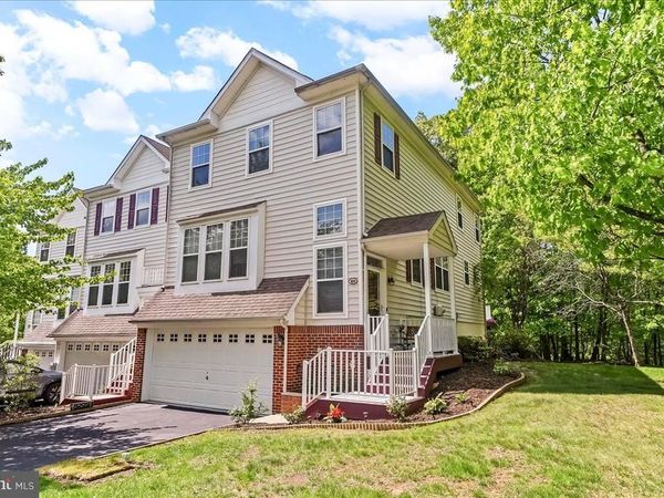 100 STRATFORD COURT, MALVERN, PA 19355