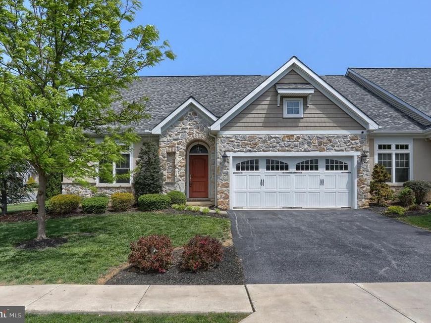 103 Windermere Dr , Palmyra, PA 17078 Main Photo