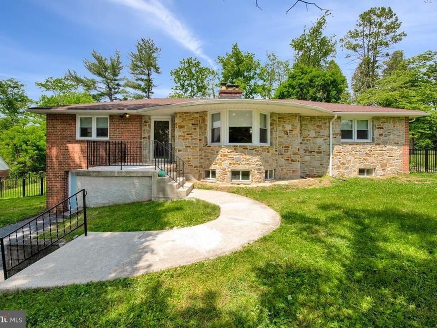 8530 Linwood Drive, Ellicott City, MD 21043 Main Photo