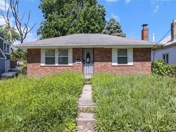 4513 Rosewood Avenue , St Louis, MO 63120