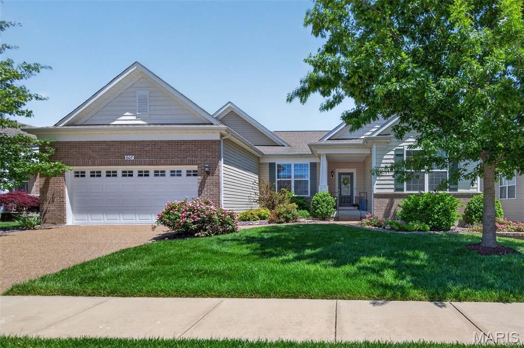 607 Falconcrest Drive, Lake Saint Louis, MO 63367 Main Photo