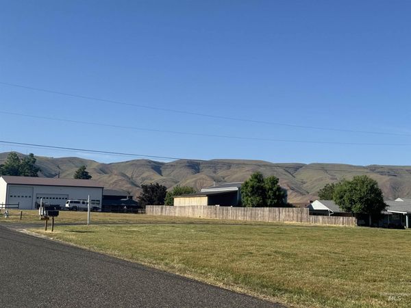 NKA Valleyview Dr., Clarkston, WA 99403
