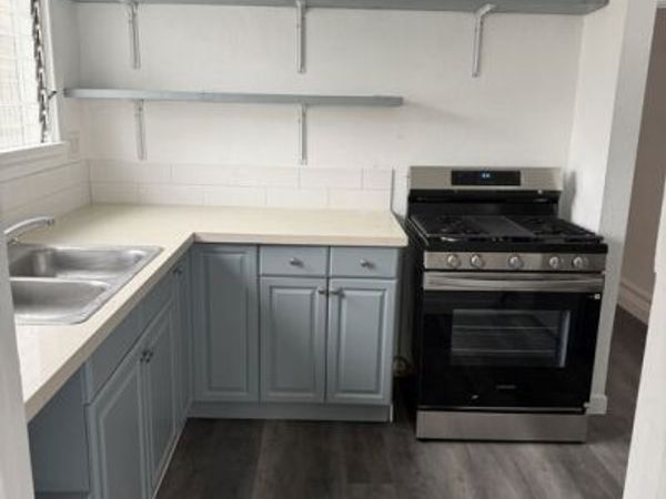 3925 S Normandie Avenue, Los Angeles, CA 90037