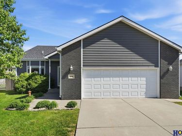1048 Isaac Drive , Lincoln, NE 68521