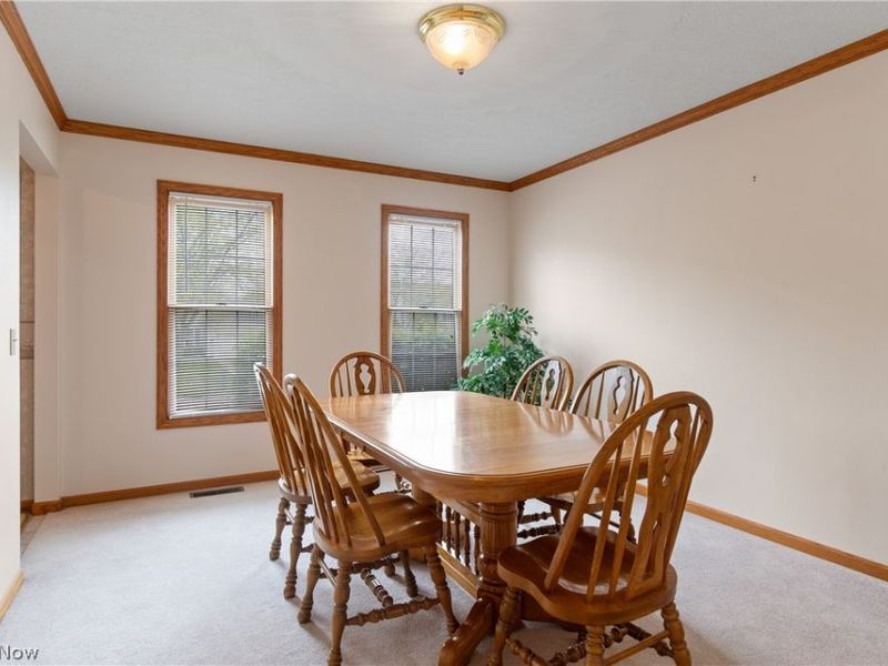 668 Oakcrest Drive, Wadsworth, OH 44281 Photo 14