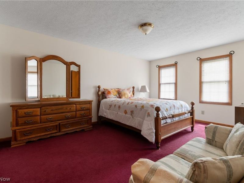 668 Oakcrest Drive, Wadsworth, OH 44281 Photo 18