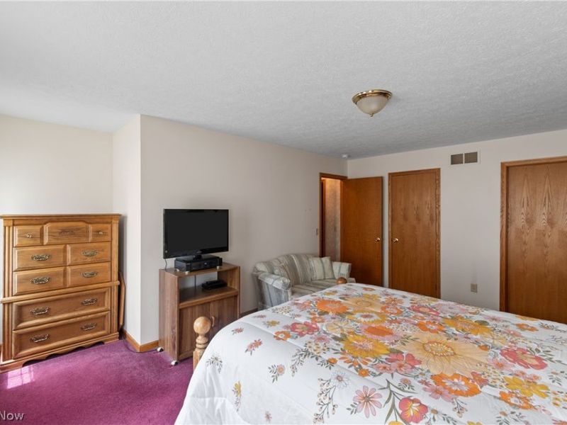 668 Oakcrest Drive, Wadsworth, OH 44281 Photo 19