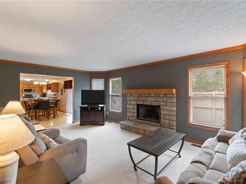 668 Oakcrest Drive, Wadsworth, OH 44281 Photo 5