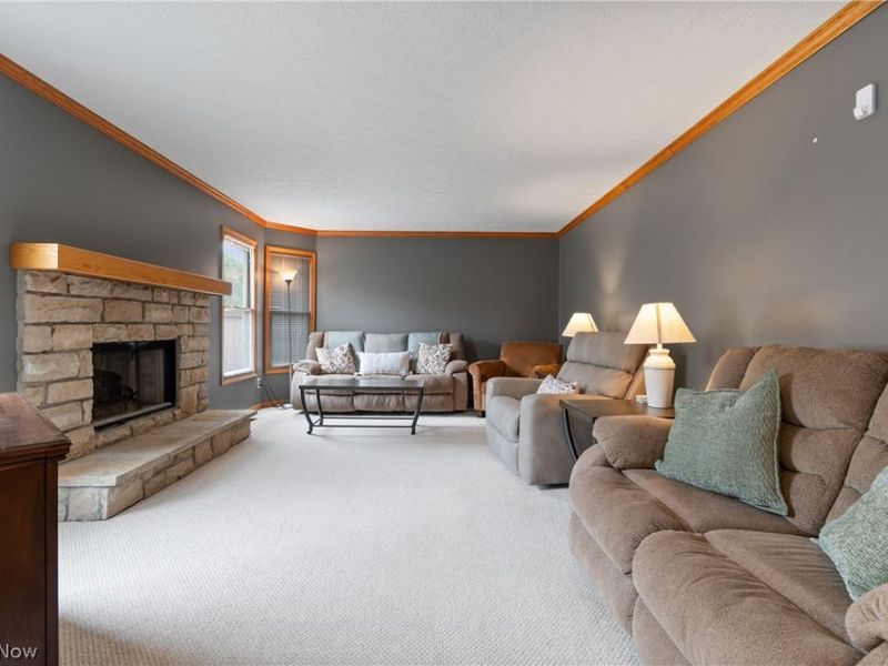 668 Oakcrest Drive, Wadsworth, OH 44281 Photo 6