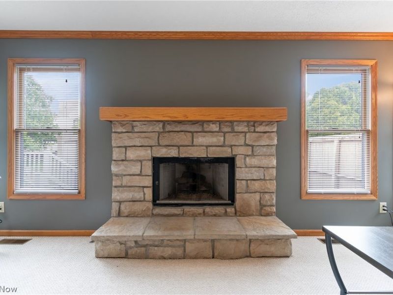 668 Oakcrest Drive, Wadsworth, OH 44281 Photo 7