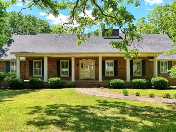 414 Knox Street , Huntingdon, TN 38344