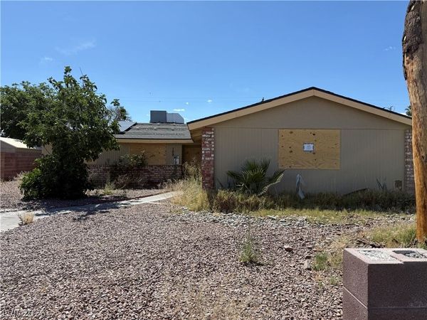 109 Prince Lane , Las Vegas, NV 89110