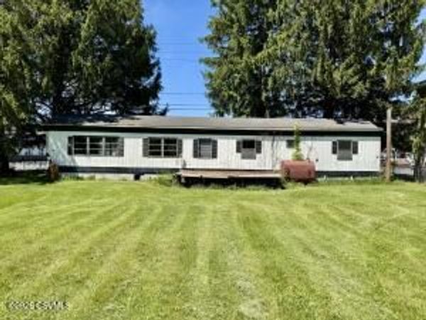 514 W 4TH Street , Mt. Carmel, PA 17851