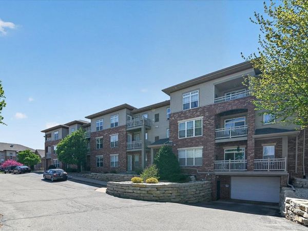 101 Metro Terrace, Unit 305, Madison, WI 53718