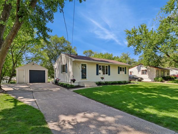 4314 SE 10th Street, Des Moines, IA 50315