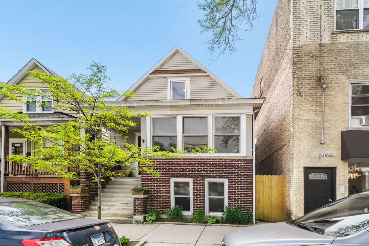 5057 N Western Avenue, Chicago, IL 60625 Main Photo
