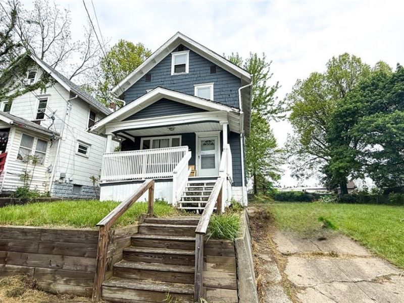 987 Boone Street, Akron, OH 44306 Photo 2
