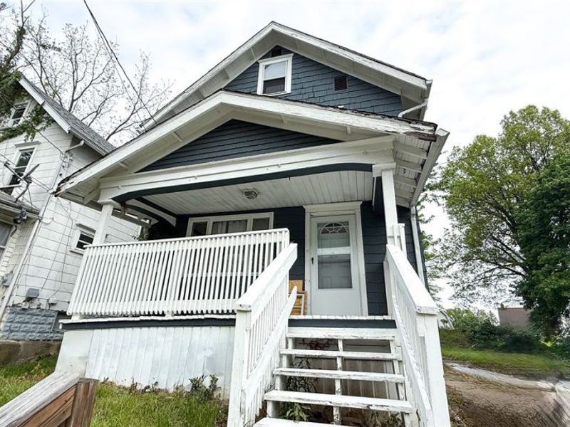 987 Boone Street, Akron, OH 44306 Photo 3