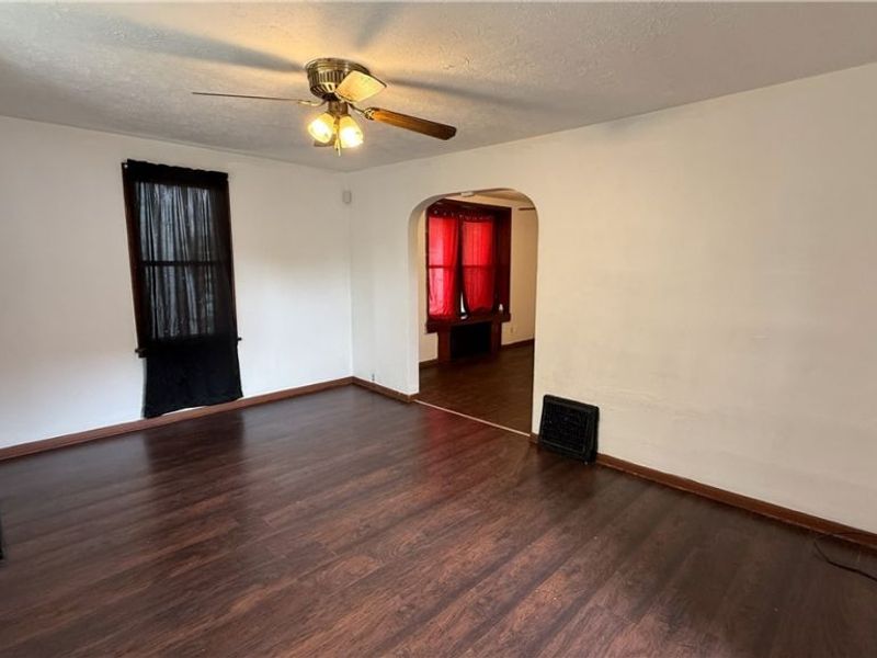 987 Boone Street, Akron, OH 44306 Photo 8